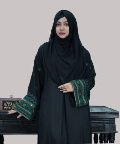Alternative view of Egyptian Mahaira Abaya